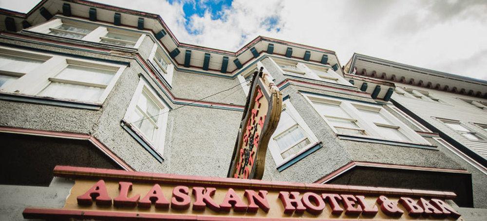 Alaskan Hotel And Bar Джуно Экстерьер фото